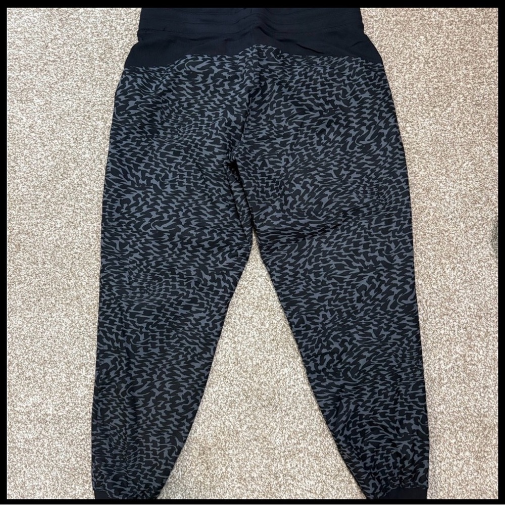 lululemon athletica Black High-Rise Athletic Leggings